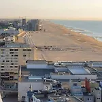 Апартаменты The Sea & View - Parking Optional Остенде