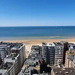 Апартаменты The Sea & View - Parking Optional Остенде