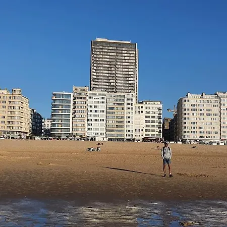The Sea & View - Parking Optional Apartment Ostend